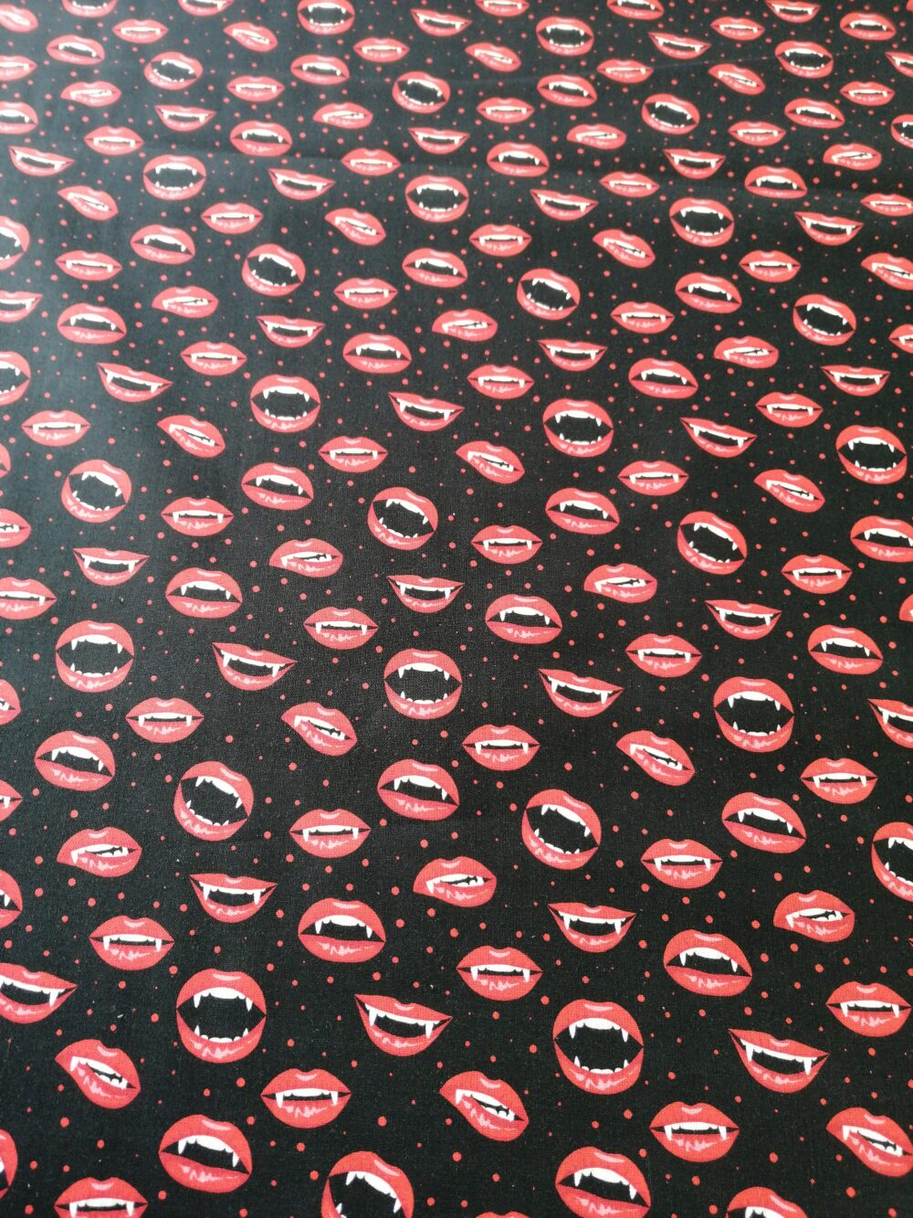 Red Vampire Lips cotton fabric by the half metre