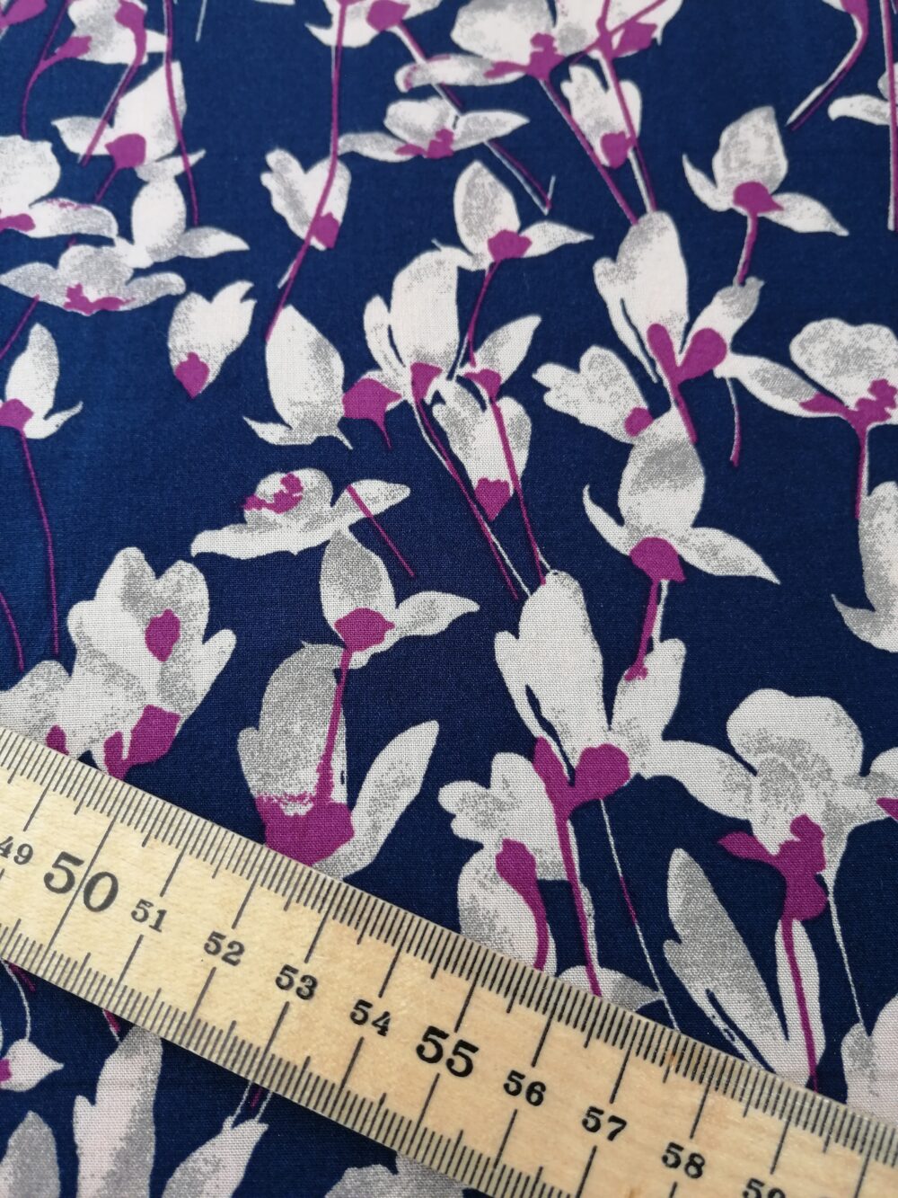 Viscose Fabric flowers on navy - Image 2