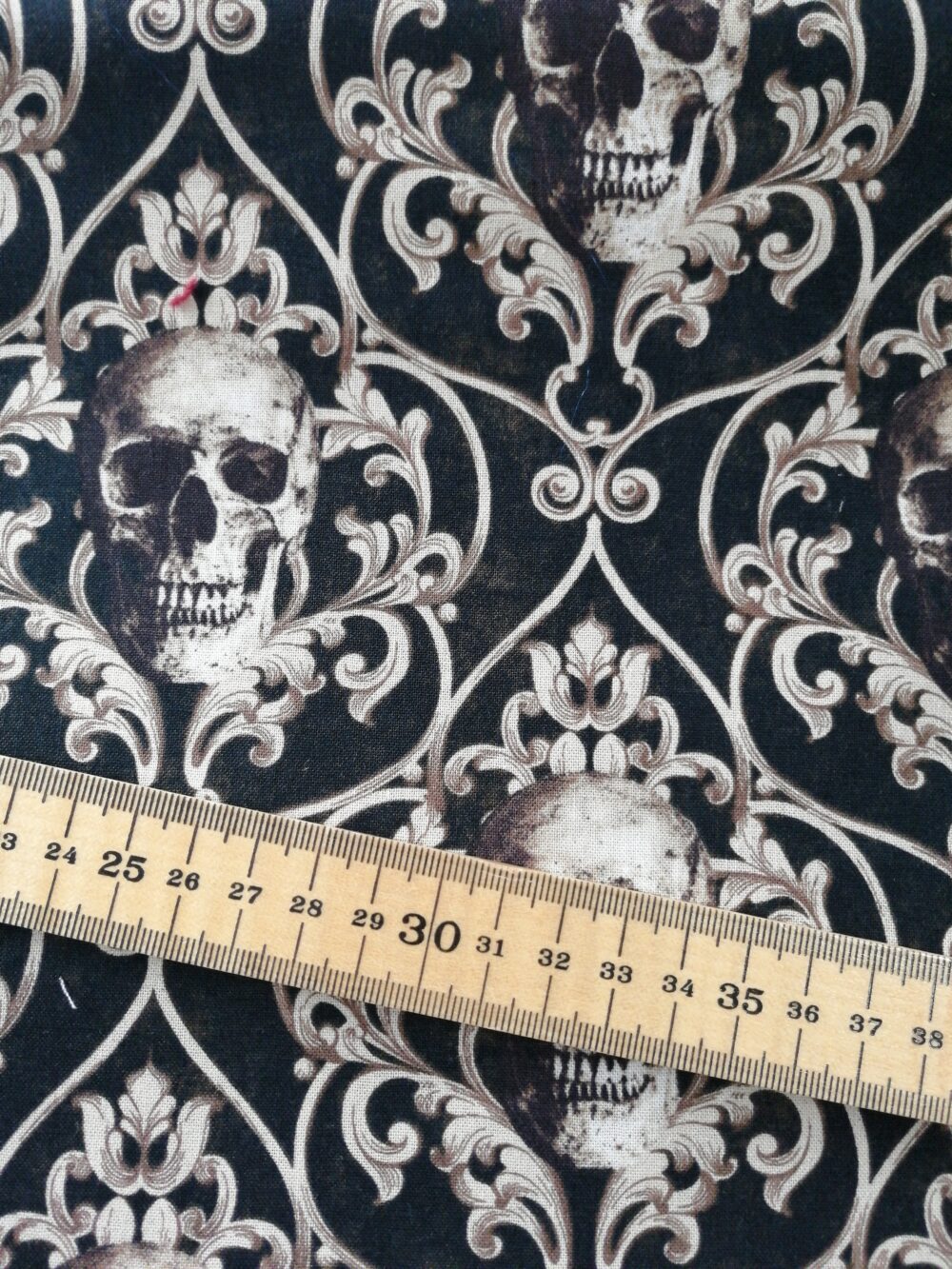 Gothic style Skulls by the Fat Quarter - Image 3