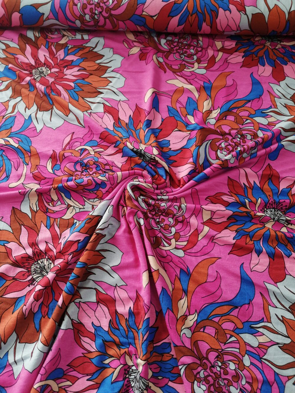 Viscose Jersey fabric large flowers on pink